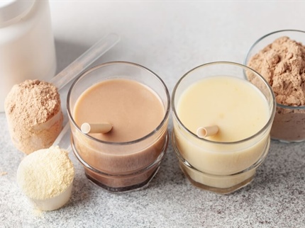 Ocenili 21 čokoladnih beljakovinskih napitkov: najdražji je najslabši!