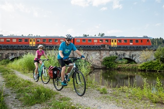 Kolesarski vlak po Koroški progi vstopil v jubilejno 10. sezono