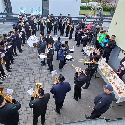 Prvomajsko jutro bodo tudi letos v Mežiški dolini prebudili zvoki budnice Pihalnega orkestra Rudnika Mežica.