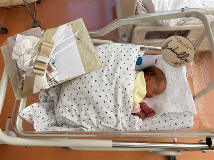Spoznajte delo babic in pripravo na porod