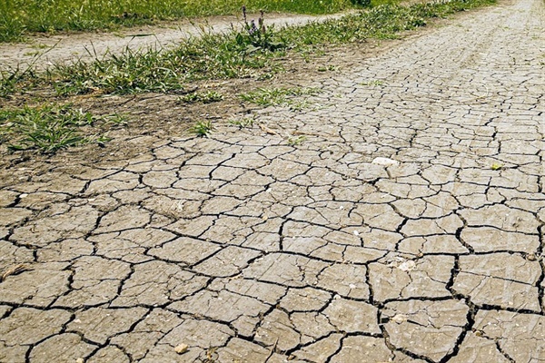 Zemlja nujno rabi padavine. Kdaj bo deževalo ?