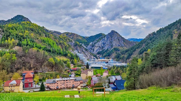 Žerjavčanke in Žerjavčani, čestitke za vaš praznik
