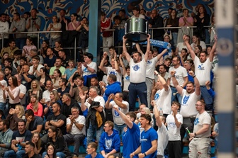 Za finale in zgodovino: Pred slovenjgraškimi rokometaši najpomembnejših 60 minut sezone