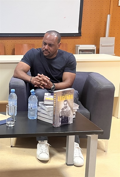 Marcos Tavares, nogometna legenda, obiskal slovenjgraške nogometaše