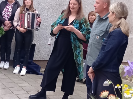 Katja Goljat: Gledala sem, kako trava raste