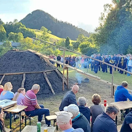 Mislinja vstopa v praznični junij