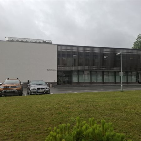 V Vuzenici zaradi predrage obnove društvenih prostorov sredstva preusmerili v ureditev varne poti