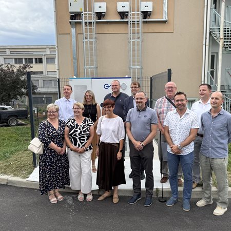 Pod vodstvom Raven do 87 novih sončnih elektrarn