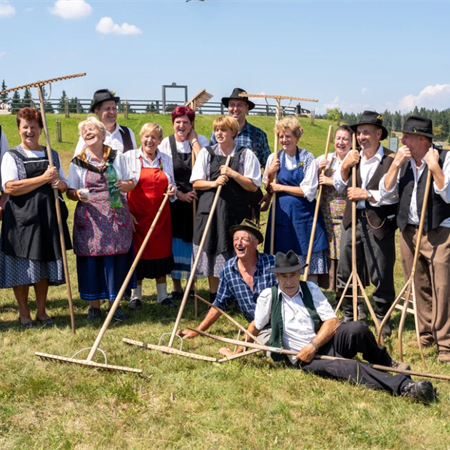 Ko kosa zapoje in oživijo pohorski običaji: v nedeljo na Roglo po tradicijo