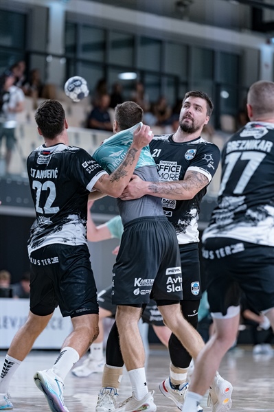 Rokometaši Slovenj Gradca iz Trebnjega s točko, zdaj prihaja Zormanov Slovan