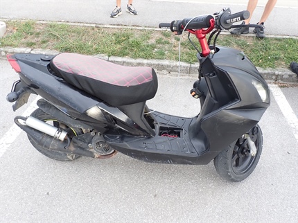 Policisti letos zasegli že 99 motornih koles in koles z motorjem