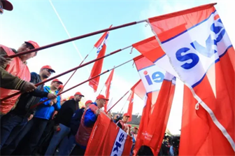 SKEI: Zaradi visokih stroškov energije ogroženih več tisoč delovnih mest