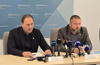 Slovenski tovornjakarji: Prepovedano drogo skrivali med legalnim tovorom
