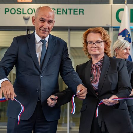 Iz prestolnice bi lahko preselili skoraj vsa ministrstva
