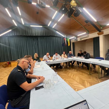 Nevzdržne razmere ob gradnji tretje osi: v Škalah in Hrastovcu ogrožena tudi varnost otrok
