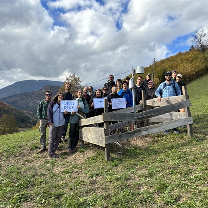 Mladi iz treh držav na Koroškem spoznavali pomen alpskih voda