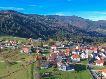 Ribnica na Pohorju spodbuja trajnostno mobilnost in brezplačne prevoze za starejše